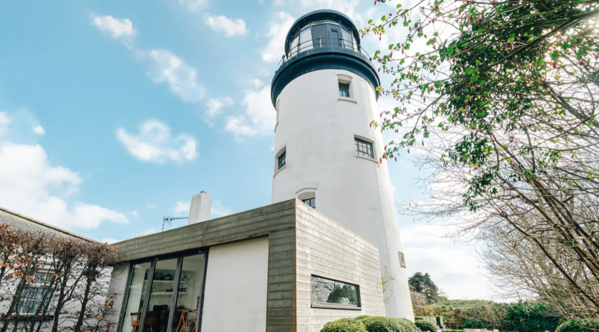 The-Norfolk-Beacon-Lighthouse